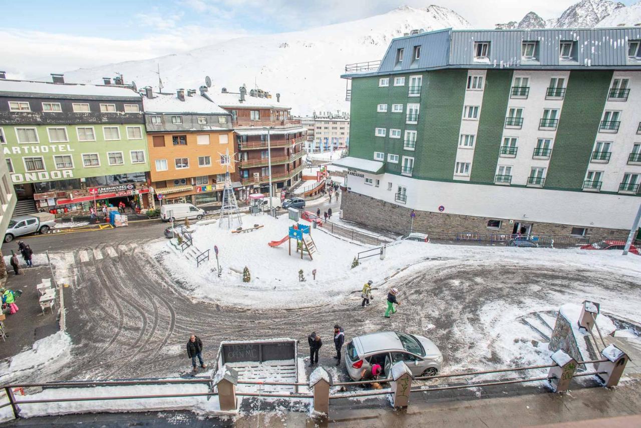 Apartamentos Nevada Mikka 3000 Pas De La Casa Luaran gambar